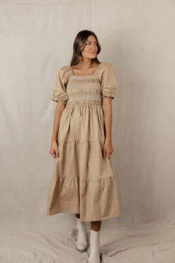 Grayce Square Neck Dress -Arla Fashion 028A4436