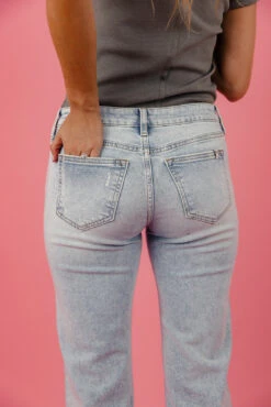 James Mid Rise Straight Jeans 15 James Mid Rise Straight Jeans -Arla Fashion 028A8466