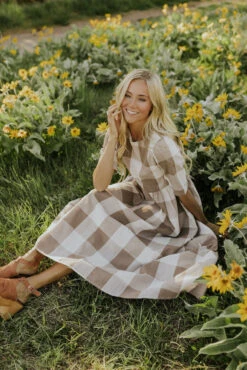 Maddie Buffalo Plaid Dress 38 Maddie Buffalo Plaid Dress -Arla Fashion 4T1A5184 c5ccd92e 5031 4a73 87f3 4231ab80c0ee