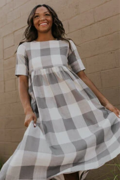 Maddie Buffalo Plaid Dress 27 Maddie Buffalo Plaid Dress -Arla Fashion 4T1A7681 79c2ad28 8667 4c7e b30e f4d8c18b01ea