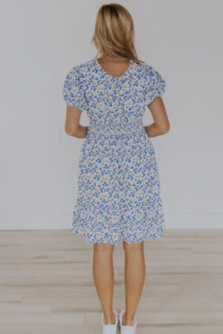 Changed For Good Floral Dress 16 Changed For Good Floral Dress -Arla Fashion 7W4A0134 b92fdffb e6d8 4177 9af8 ca2a18b9a5f3