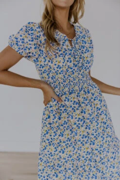 Changed For Good Floral Dress 18 Changed For Good Floral Dress -Arla Fashion 7W4A0154 bd7dd62a 8a80 418d 83ff 36b2cfca4d9e