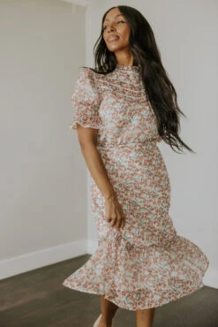 SALT Cressida Floral Ruffle Skirt 27 SALT Cressida Floral Ruffle Skirt -Arla Fashion 7W4A0154 c4db377d 9ade 40fd 9b5e 560ff9584882