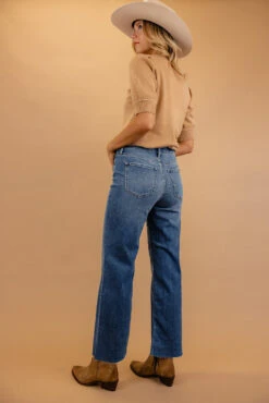 Ruby High Rise Wide Leg Jeans -Arla Fashion 7W4A0162 4d565d5d 590e 4977 afee 9fc2d203840e