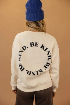 Be Kind Pullover -Arla Fashion 7W4A0199