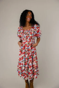 Kaleidoscope Heart Square Neck Midi -Arla Fashion 7W4A0256 0e5a2145 3cef 4dcc a983 6b130d5f029d