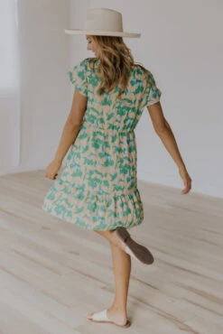 Play My Music Button Dress -Arla Fashion 7W4A0521 9ab485e5 bd7d 445e 88c6 dd50651b79b4