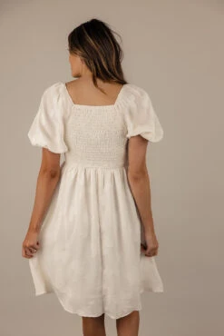 She’s So High Square Neck Midi -Arla Fashion 7W4A0767 e87dc81f 1522 41c7 833b 92e325862f68