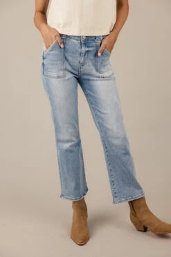 Cam High Rise Patch Pocket Pants -Arla Fashion 7W4A1026 238d179a 1a04 496f b0c3 365491639005