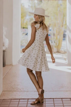 Bat Your Eyes Button Down Dress -Arla Fashion 7W4A1034 0cbfaef3 07ec 4592 aeda ea79d9341959