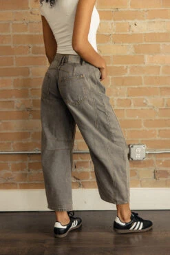 Free People Good Luck Mid Rise Barrel Jeans -Arla Fashion 7W4A1399