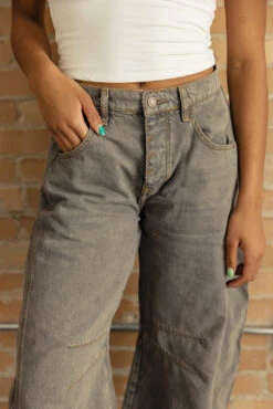 Free People Good Luck Mid Rise Barrel Jeans -Arla Fashion 7W4A1420
