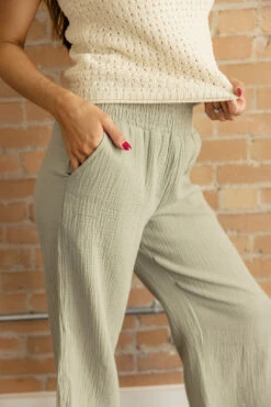 Be Cool My Love Smocked Waist Gauze Pants 11 Be Cool My Love Smocked Waist Gauze Pants -Arla Fashion 7W4A1508