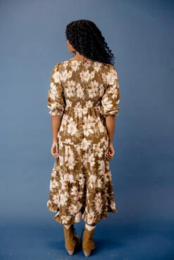 Hold Me Closer Smocked Floral Dress -Arla Fashion 7W4A2027 e2449ade 7e29 4c34 b2fd 41c67675e914