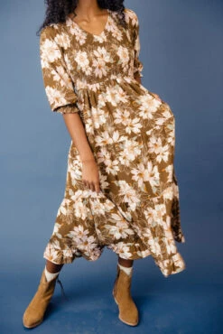 Hold Me Closer Smocked Floral Dress -Arla Fashion 7W4A2037 c9a9226e a3bf 4fb7 a1da f18f038d8aa3