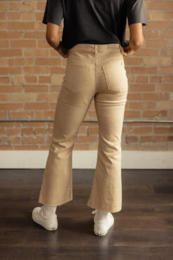 The Archie Flare Leg Pants -Arla Fashion 7W4A2107