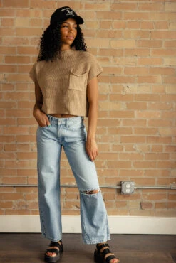 All Right Knit Top -Arla Fashion 7W4A2348 c3803bee 55e6 4eea 8b32 df276a3c32f2