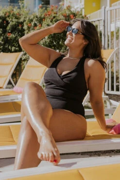 After Hours Ruched One Piece 23 After Hours Ruched One Piece -Arla Fashion 7W4A2415