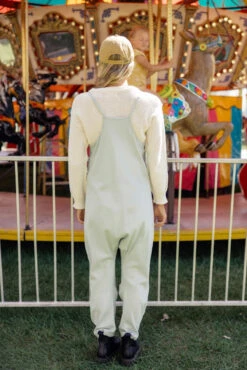 Better Spent Onesie -Arla Fashion 7W4A2540 8ac63b88 3a92 4cb1 b4a3 5d37b378e5d1