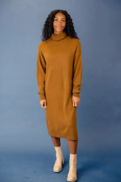 Just A Girl Turtleneck Sweater Dress 13 Just A Girl Turtleneck Sweater Dress -Arla Fashion 7W4A2686 c9369789 0060 43c9 a687 e47693b321bd