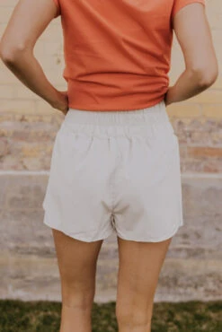 Hit Me With Your Best Shot Shorts -Arla Fashion 7W4A3354 f72b5c83 5fbd 4382 9be0 f0cfd5389fb4