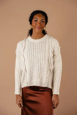 The Marin Cable Knit Sweater -Arla Fashion 7W4A3504 4abd0512 3cea 45fb aa53 8ca4376c9b1b