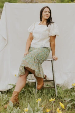 SALT Cressida Floral Ruffle Skirt 22 SALT Cressida Floral Ruffle Skirt -Arla Fashion 7W4A3517 e6e0745d 60f7 4b10 9238 24795b5e9972