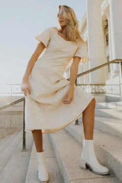 SALT Crystal Cove Embroidered Dress 19 SALT Crystal Cove Embroidered Dress -Arla Fashion 7W4A3594 b4d0d74b e6ee 4fd8 9b74 f5b5d3dcb5fc