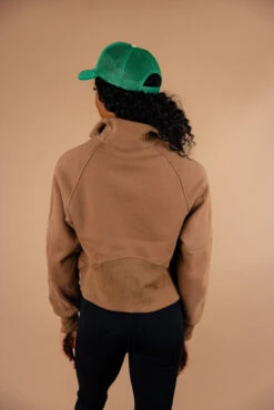 The Atley Half Zip -Arla Fashion 7W4A3719 cb919db5 9fa6 402b 829f a3349e62c5dd