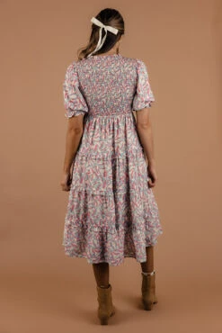 Sugar Rush Smocked Midi -Arla Fashion 7W4A3738 ae474d6e 9d99 4959 aaad 337acd6ec37a