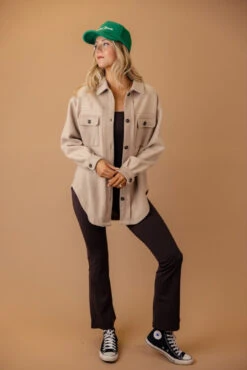 Lucien Patch Pocket Shacket -Arla Fashion 7W4A4256