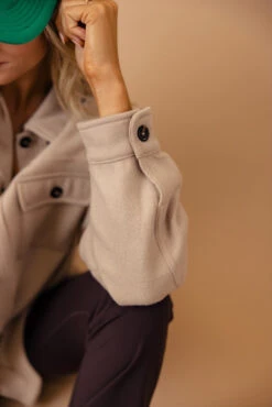 Lucien Patch Pocket Shacket -Arla Fashion 7W4A4264