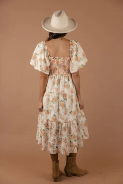 Charlotte Rose Smocked Midi -Arla Fashion 7W4A4319