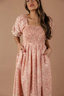 Arla Smocked Midi 15 Arla Smocked Midi -Arla Fashion 7W4A4356