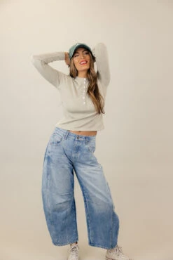 The Marjorie Long Sleeve Button Top 9 The Marjorie Long Sleeve Button Top -Arla Fashion 7W4A4932 15a49599 7f97 4a1f a859 0c9f73c4053d