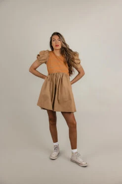 At The Wake Puff Sleeve Flare Dress -Arla Fashion 7W4A4997