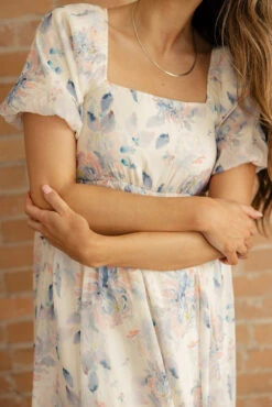 Meg Square Neck Floral Maxi 13 Meg Square Neck Floral Maxi -Arla Fashion 7W4A5271 916cf9d1 fb3b 46fc ac5e 923120e5c2d8