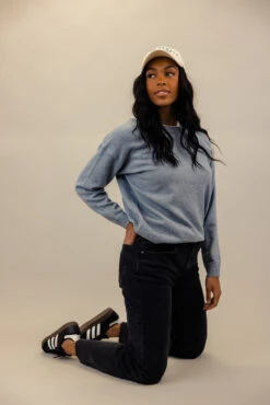 Free People Risk Taker Mid Rise Straight Jeans -Arla Fashion 7W4A5529 4c615408 3683 48a9 b232 09dbeadf6e52