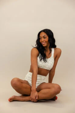 Hazy Daisy Bikini Bottom -Arla Fashion 7W4A5696 4555c2b0 4786 4c7b 9814 63128cd5111a