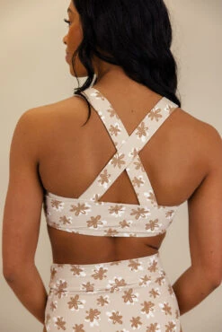 Salty Breeze Bikini Top 18 Salty Breeze Bikini Top -Arla Fashion 7W4A5765 d56ee408 fcb6 4d22 b44c 5b10fd7f8a4d