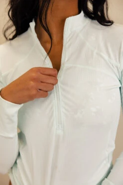 Seafoam Baywatch Rashguard -Arla Fashion 7W4A5793 bd5bc29d 5a68 4e5a b4a7 2c5e4925395b