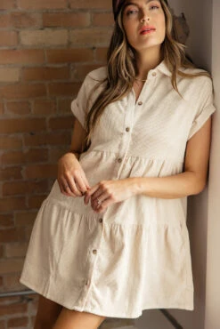 Greatest Loves Corduroy Tiered Mini Dress -Arla Fashion 7W4A5827 d2902d81 e9d9 4dc3 9970 1a1d80124518