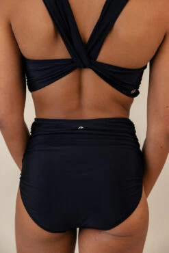 Ruched High Waist Bottom 15 Ruched High Waist Bottom -Arla Fashion 7W4A5924 e28e08c4 bc1d 47f0 b3a0 52bd47c5e379