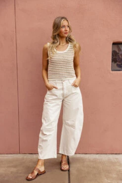 The Kathlene Crochet Vest -Arla Fashion 7W4A6081 e0bfec8d b310 4252 9da5 c02cfe5892b5