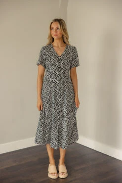 Janeen Floral Button Down Dress 12 Janeen Floral Button Down Dress -Arla Fashion 7W4A6144