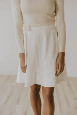 Mysterious Ways Tie Skirt -Arla Fashion 7W4A6186 223633f9 875f 49ca 9414 dc081202007f