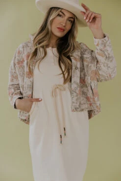 Half Moon Eyes MOM Dress -Arla Fashion 7W4A6217 175bcf6e c885 4a04 bbdb 395ac9e71d91