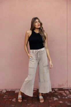 The Allie Solid Tank Bodysuit -Arla Fashion 7W4A6329 3e756de0 e224 48c2 a6cd 408f1e1fbde4