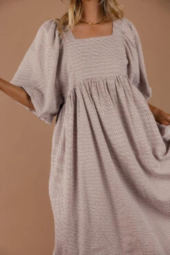 Read Your Mind Gingham Puff Sleeve Dress -Arla Fashion 7W4A6484 c1075c6d 2363 4a37 ac73 43e533f63476