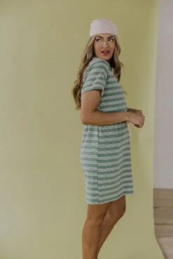 So Right Stripe MOM Dress -Arla Fashion 7W4A6790 69b441d6 8de5 440a 82a3 8faf3683d182